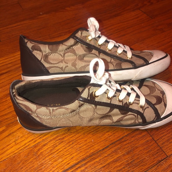 Coach Shoes - Picture 3 of 5